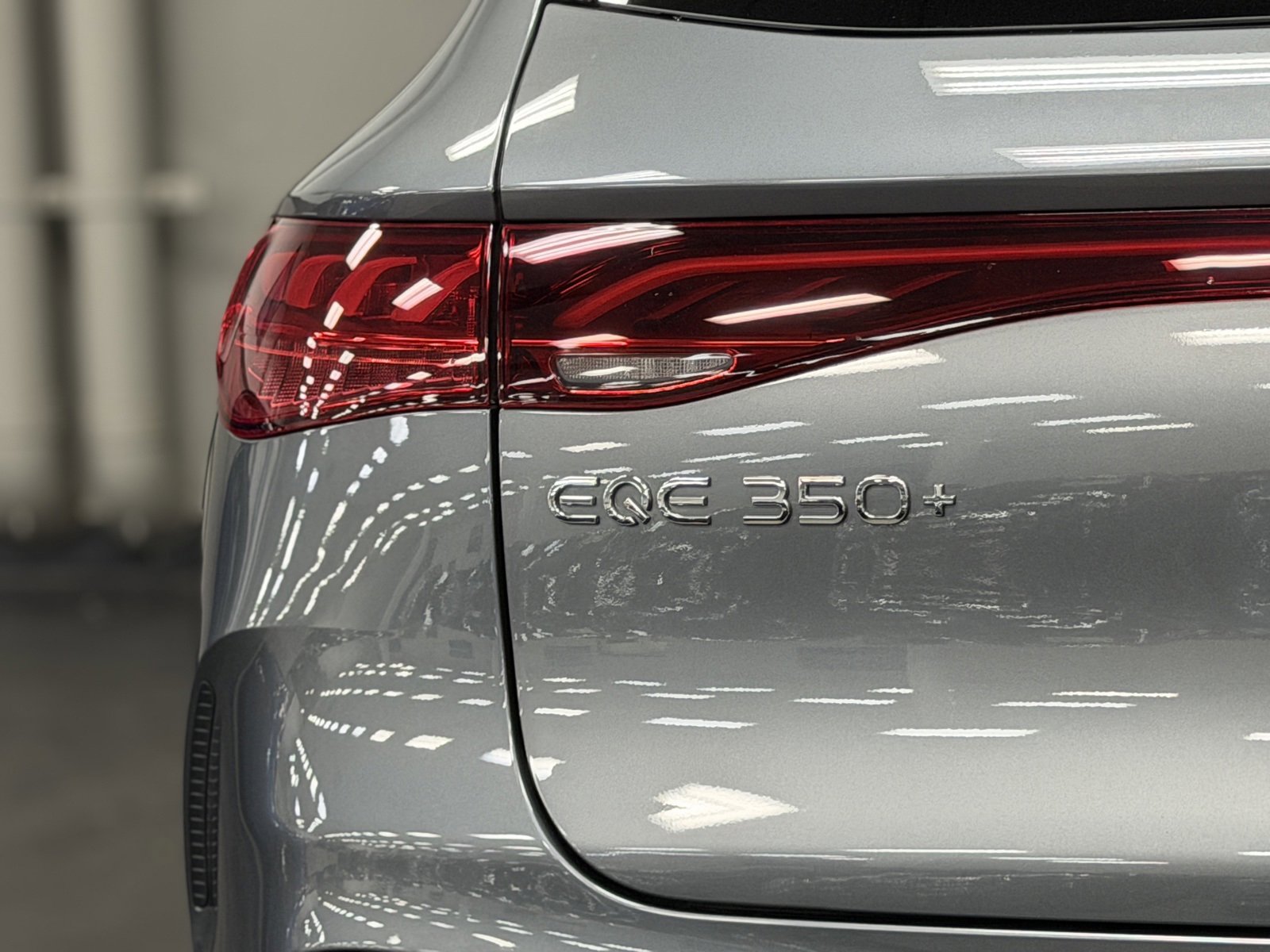 Used 2025 Mercedes-Benz EQE 350+ SUV image 13