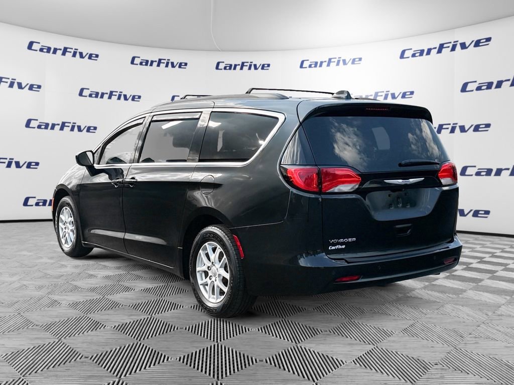 Used 2020 Chrysler Voyager Lxi image 3