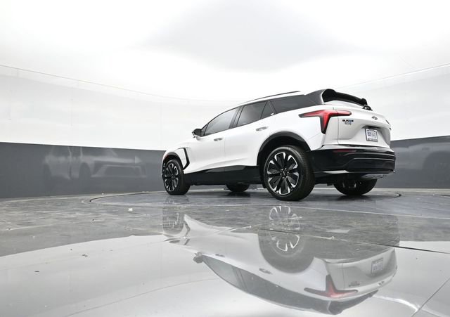 New 2025 Chevrolet Blazer EV RS w/ Super Cruise Package image 42