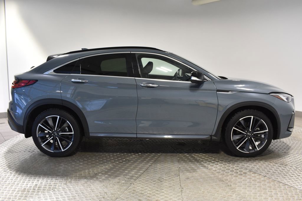 Certified 2025 INFINITI QX55 Essential image 11