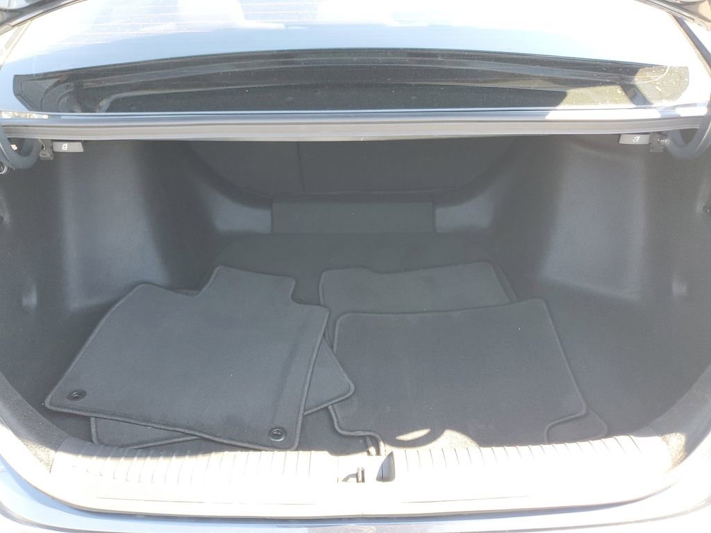 Certified 2023 Honda Accord EX image 9