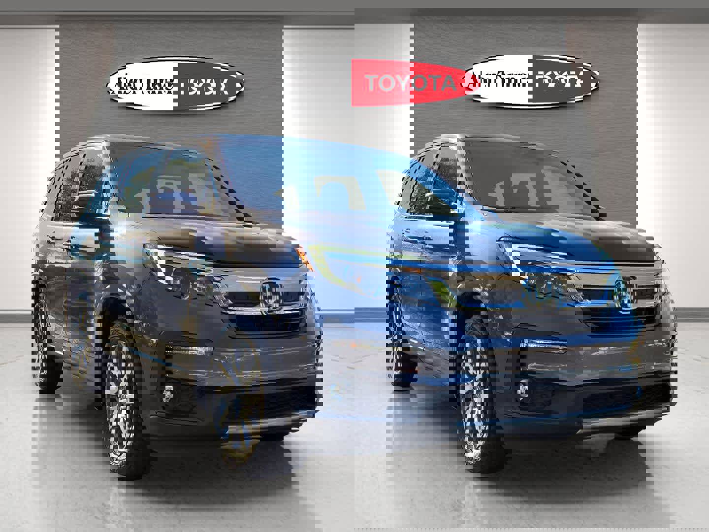 Used 2022 Honda Pilot EX-L image 2