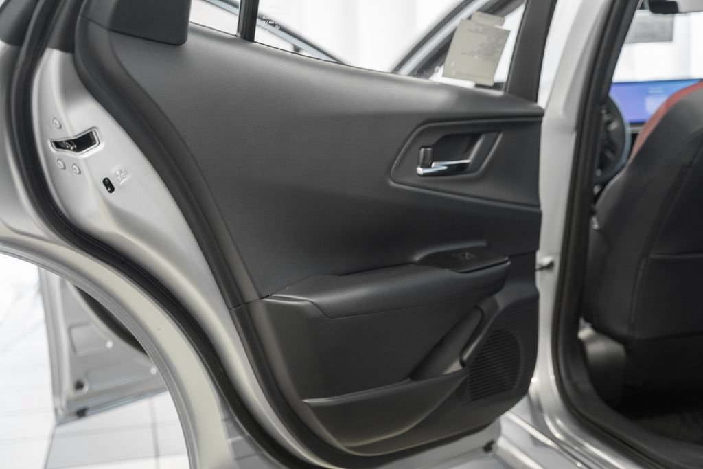 New 2026 Toyota Prius Plug-In Hybrid FWD image 37