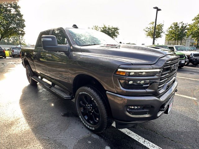 New 2026 RAM 2500 Laramie AWD/4WD image 8