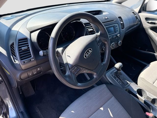 Used 2016 Kia Forte LX image 11