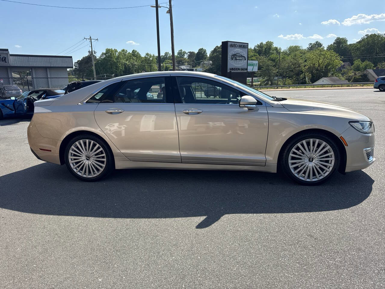 Used 2017 Lincoln MKZ Reserve AWD/4WD image 8