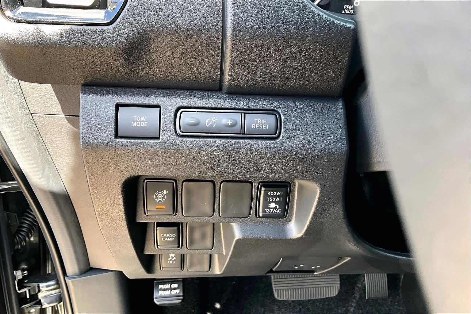 New 2026 Nissan Frontier SV w/ All-Weather Content Package RWD image 15