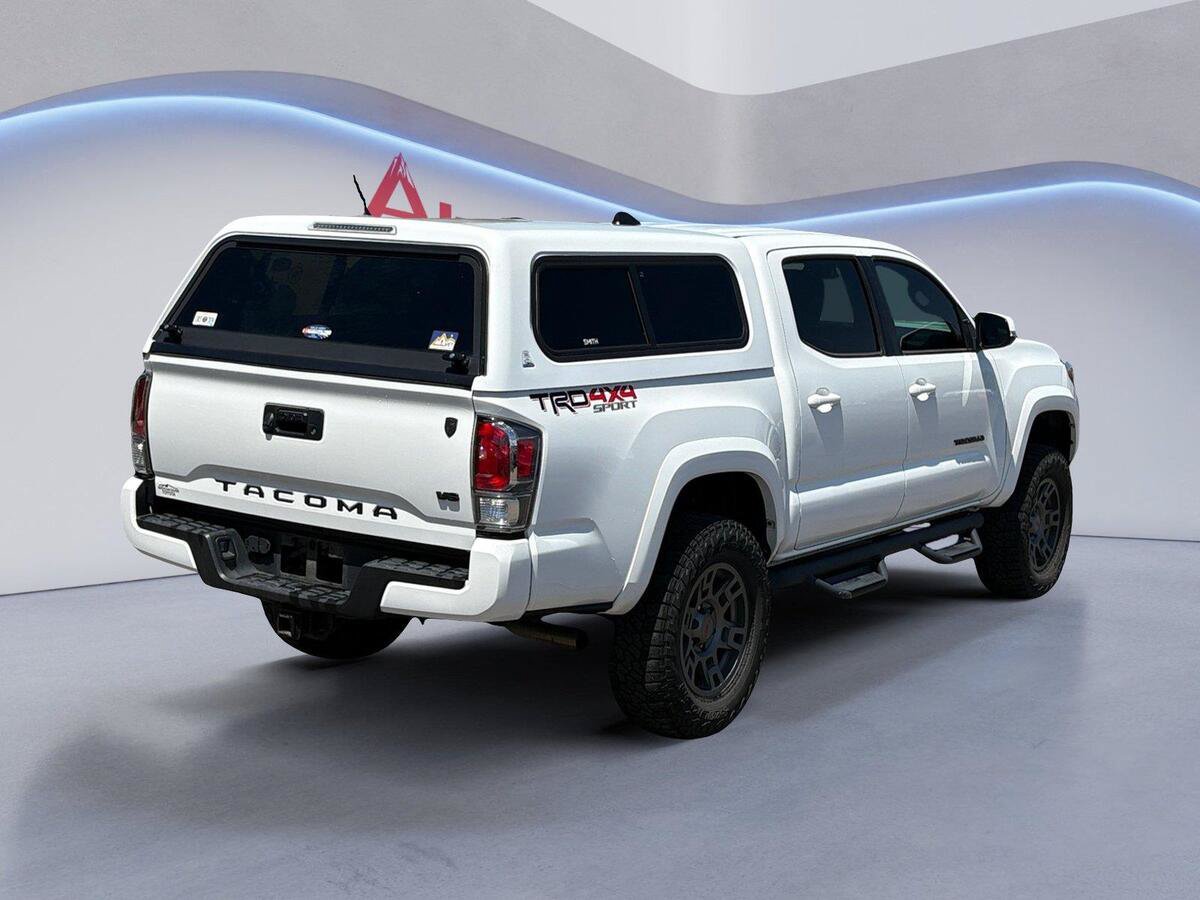 Used 2023 Toyota Tacoma TRD Sport AWD/4WD image 5