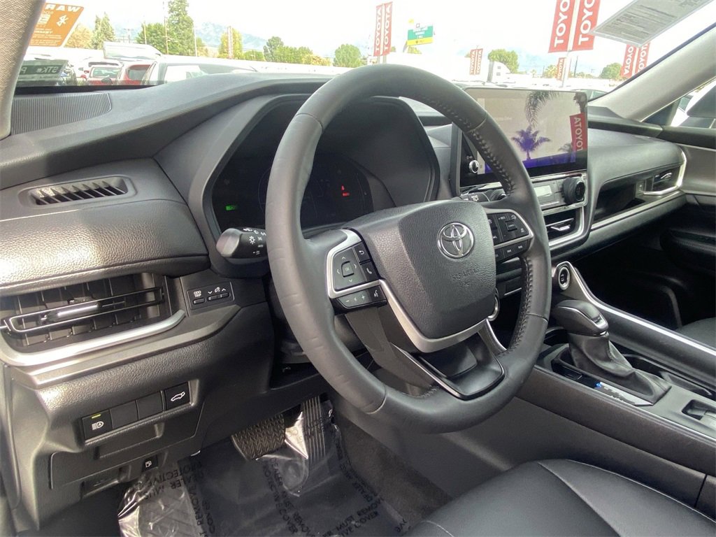Used 2024 Toyota Grand Highlander XLE image 20