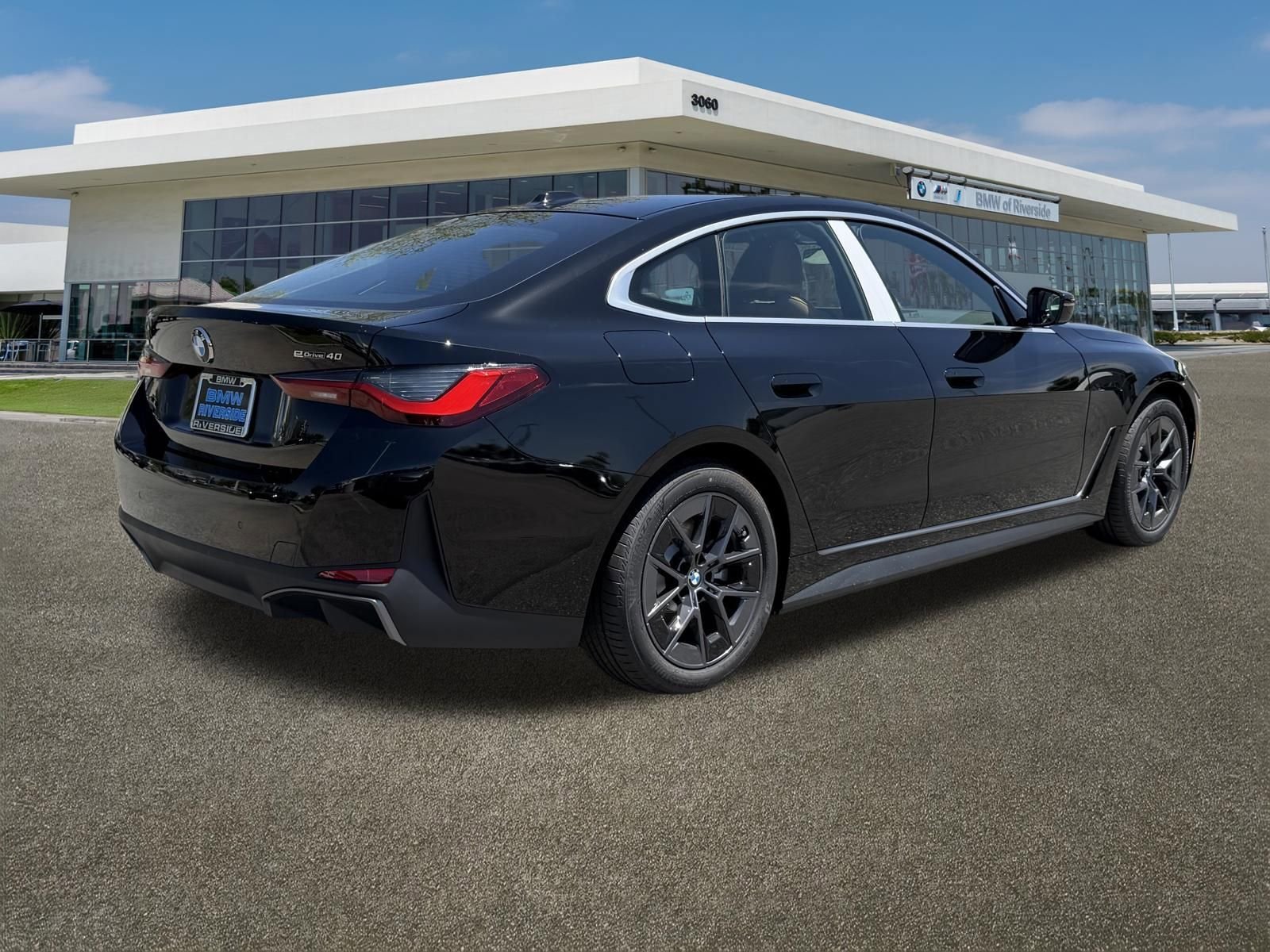 New 2026 BMW i4 eDrive40 RWD image 11