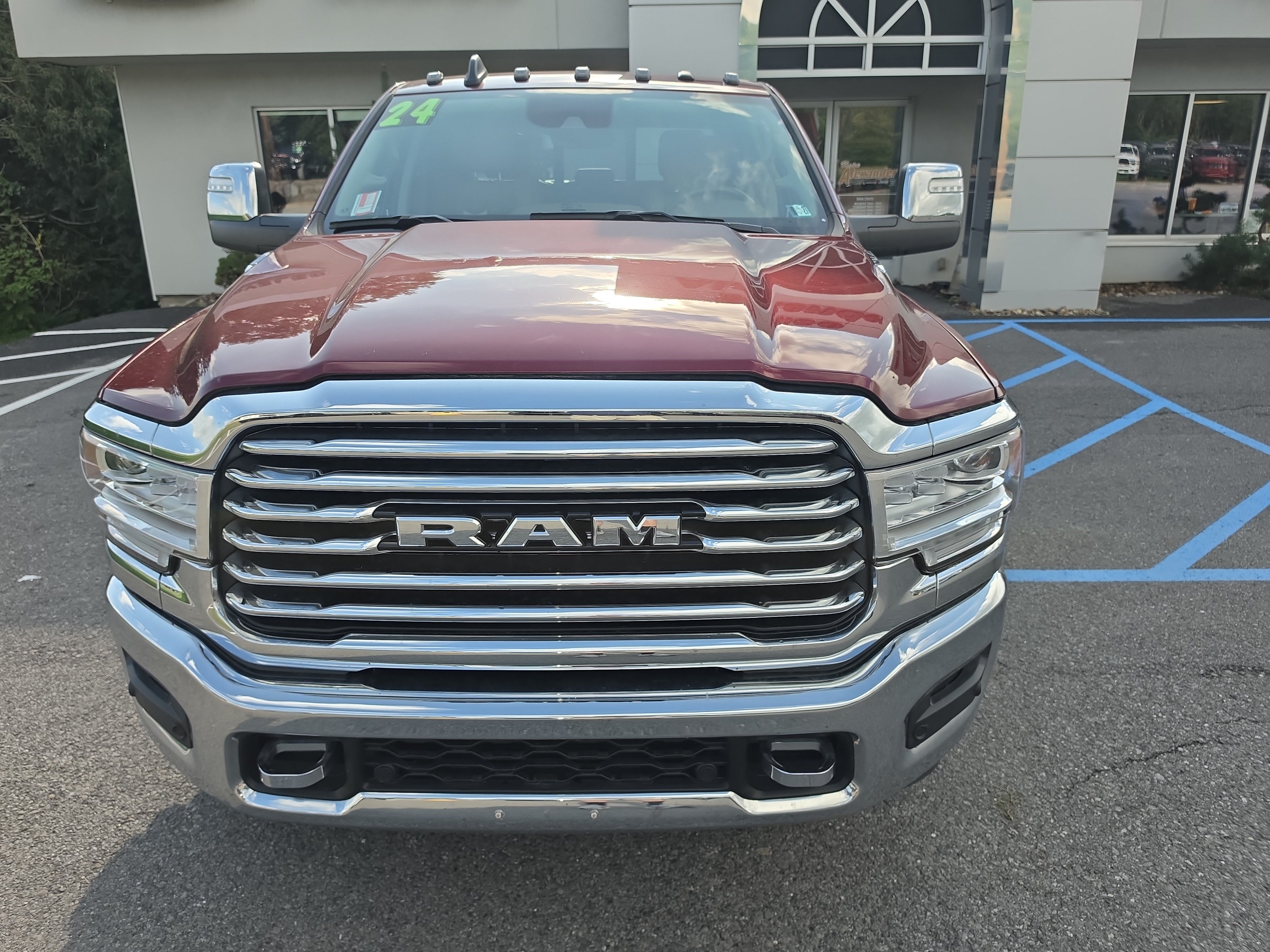 Used 2024 RAM 3500 Limited w/ Safety Group AWD/4WD image 9