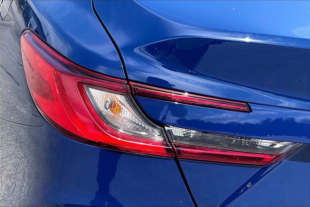 Used 2025 Toyota Camry LE FWD image 23