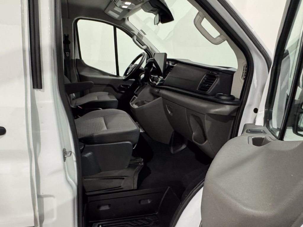 Used 2024 Ford Transit 350 XLT RWD image 18