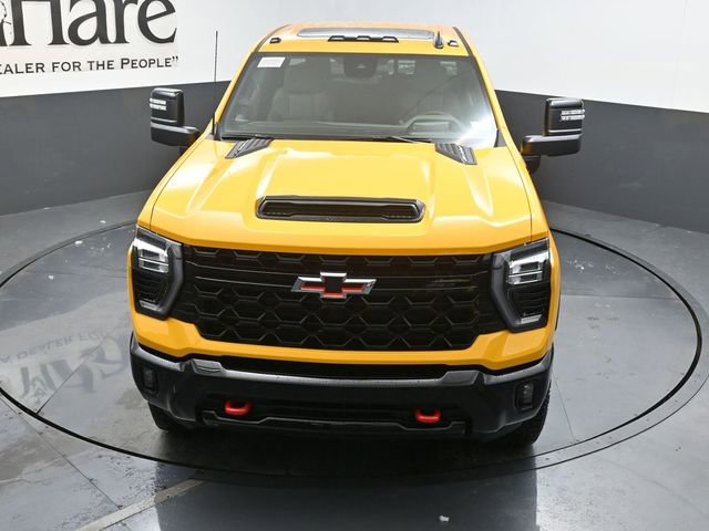 New 2026 Chevrolet Silverado 2500 ZR2 w/ LPO, Dark Essentials Package image 37