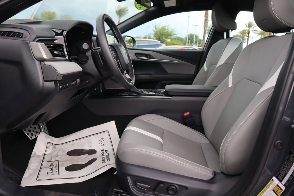 Certified 2025 Toyota Camry SE image 18