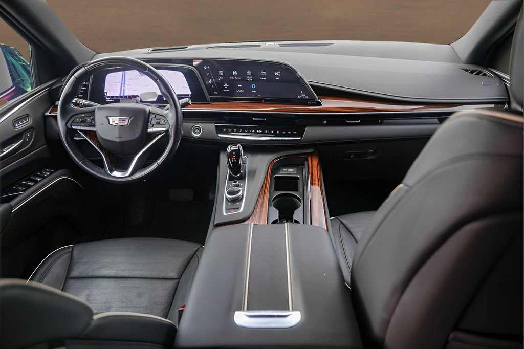 Certified 2022 Cadillac Escalade ESV Premium Luxury AWD/4WD image 28