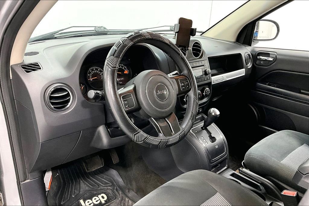 Used 2016 Jeep Compass Sport w/ Power Value Group image 16