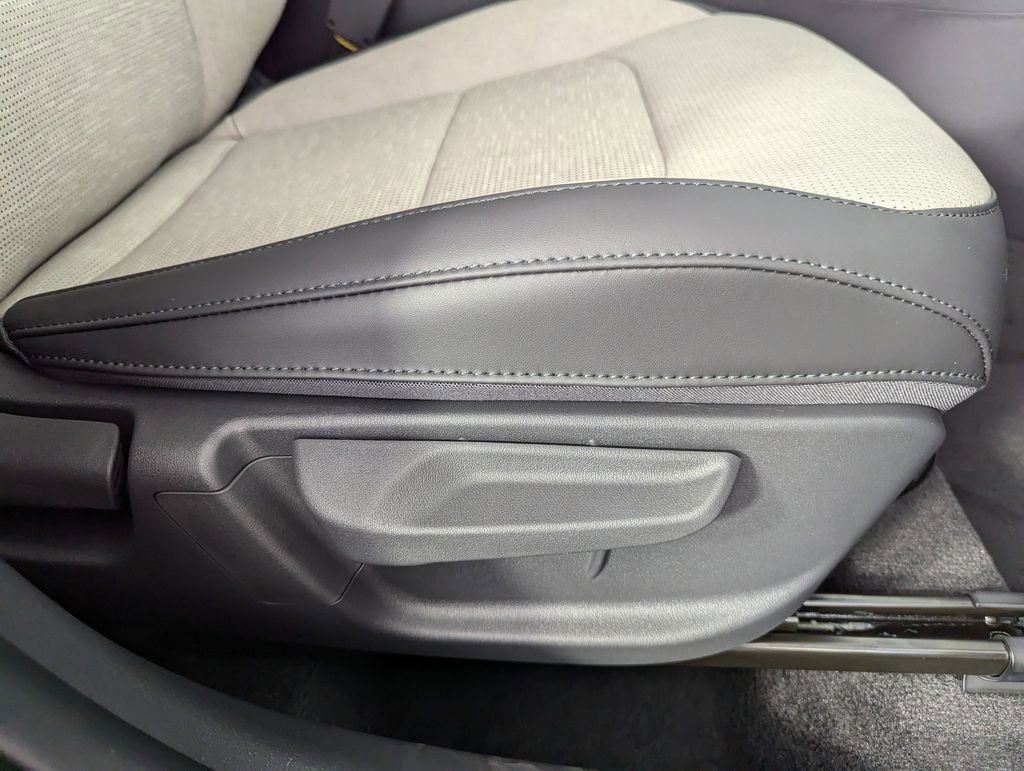 New 2025 Kia Niro SX image 39