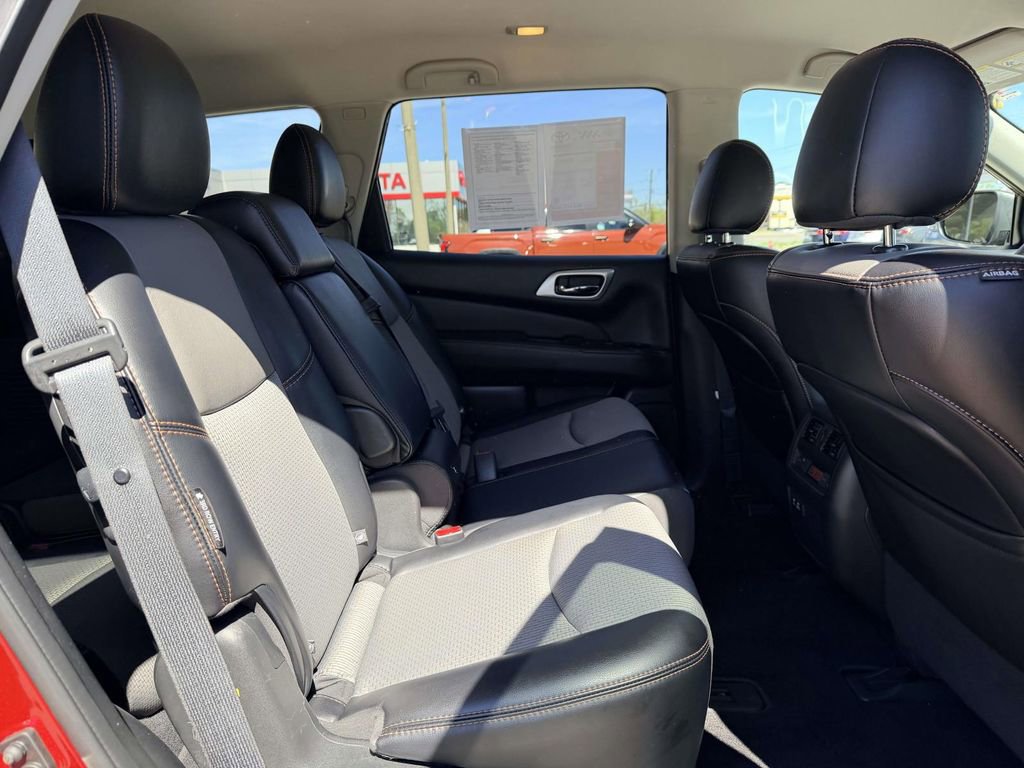 Used 2020 Nissan Pathfinder SV w/ Rock Creek Edition image 15