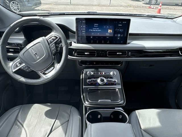Certified 2023 Lincoln Nautilus Reserve FWD image 16