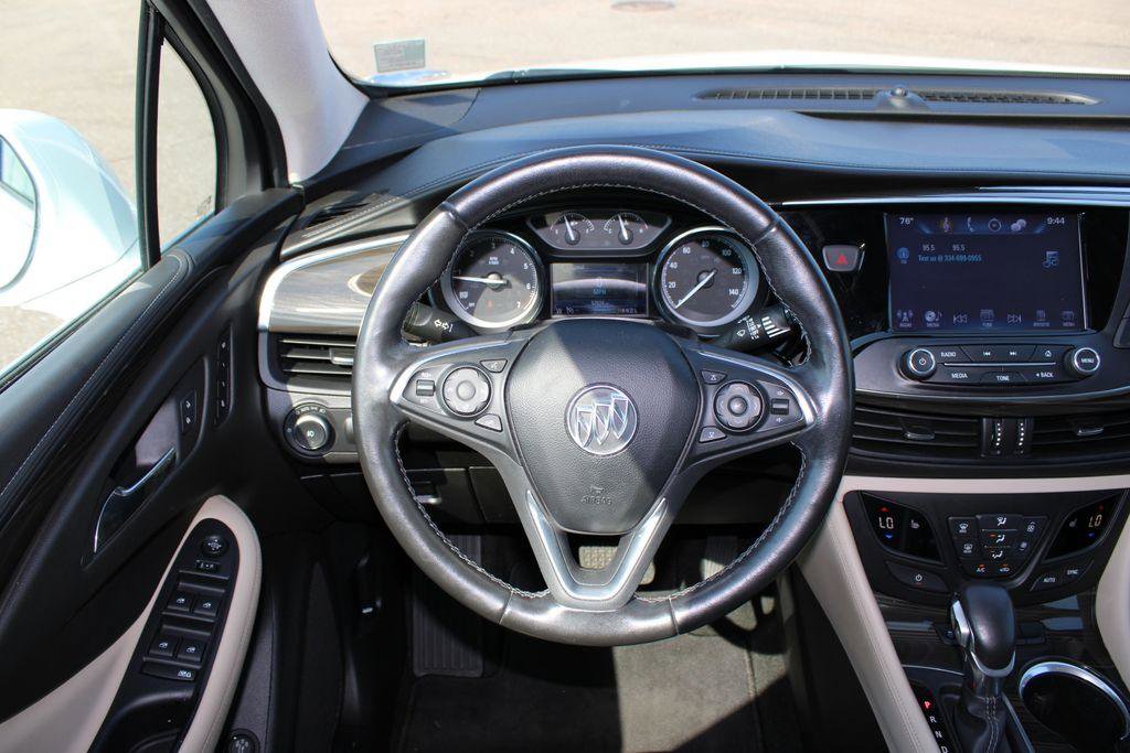 Used 2020 Buick Envision Essence w/ Experience Buick Package FWD image 9