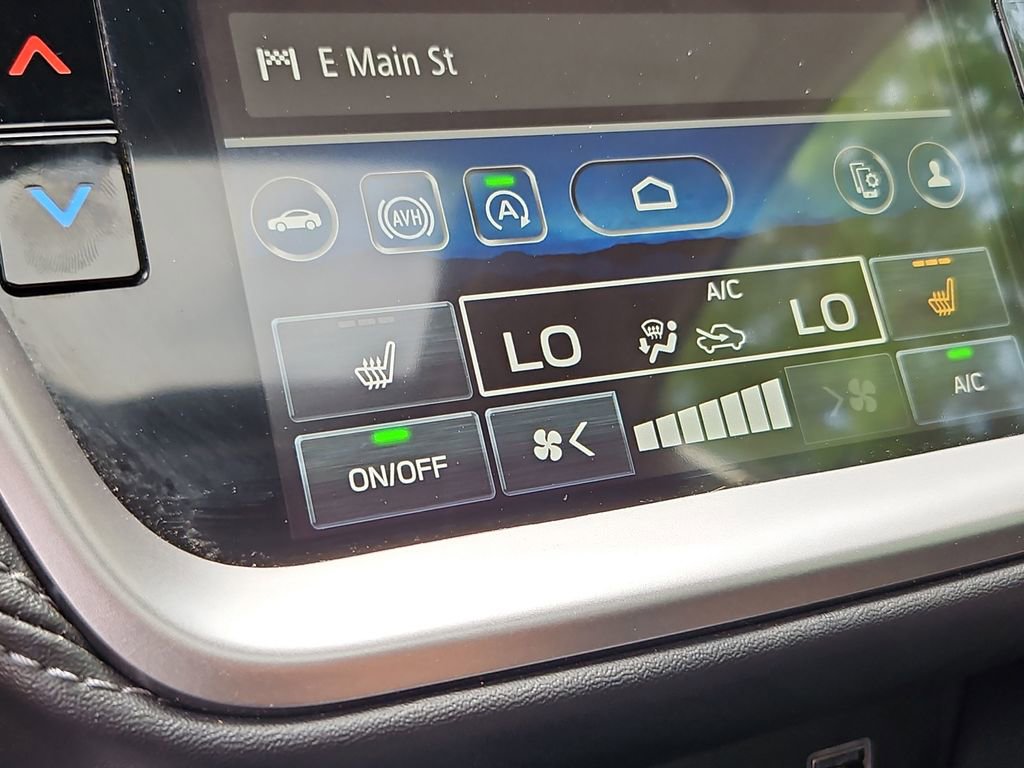 Used 2025 Subaru Outback Premium w/ Popular Package #1A image 19