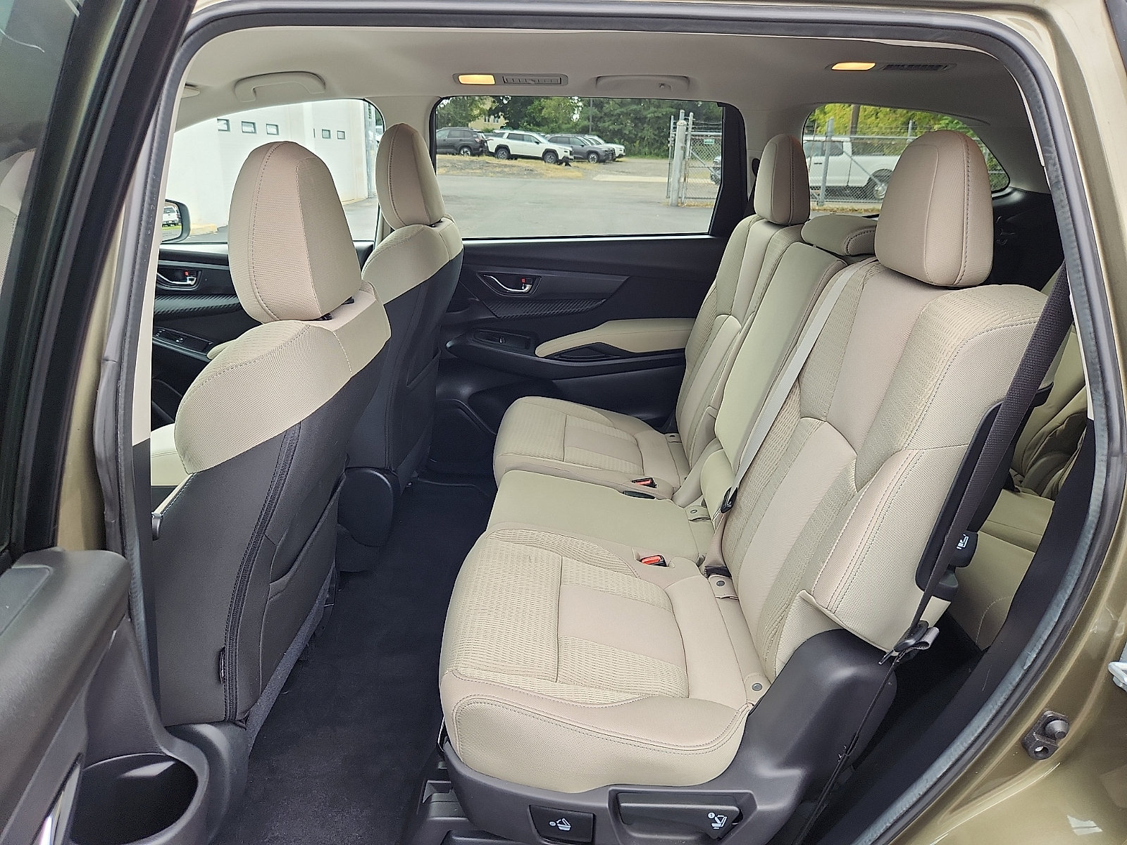 Certified 2023 Subaru Ascent Premium w/ Convenience Package AWD/4WD image 10