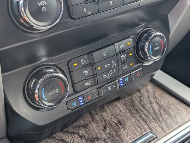 Used 2019 Ford F250 Lariat w/ Lariat Ultimate Package AWD/4WD image 25