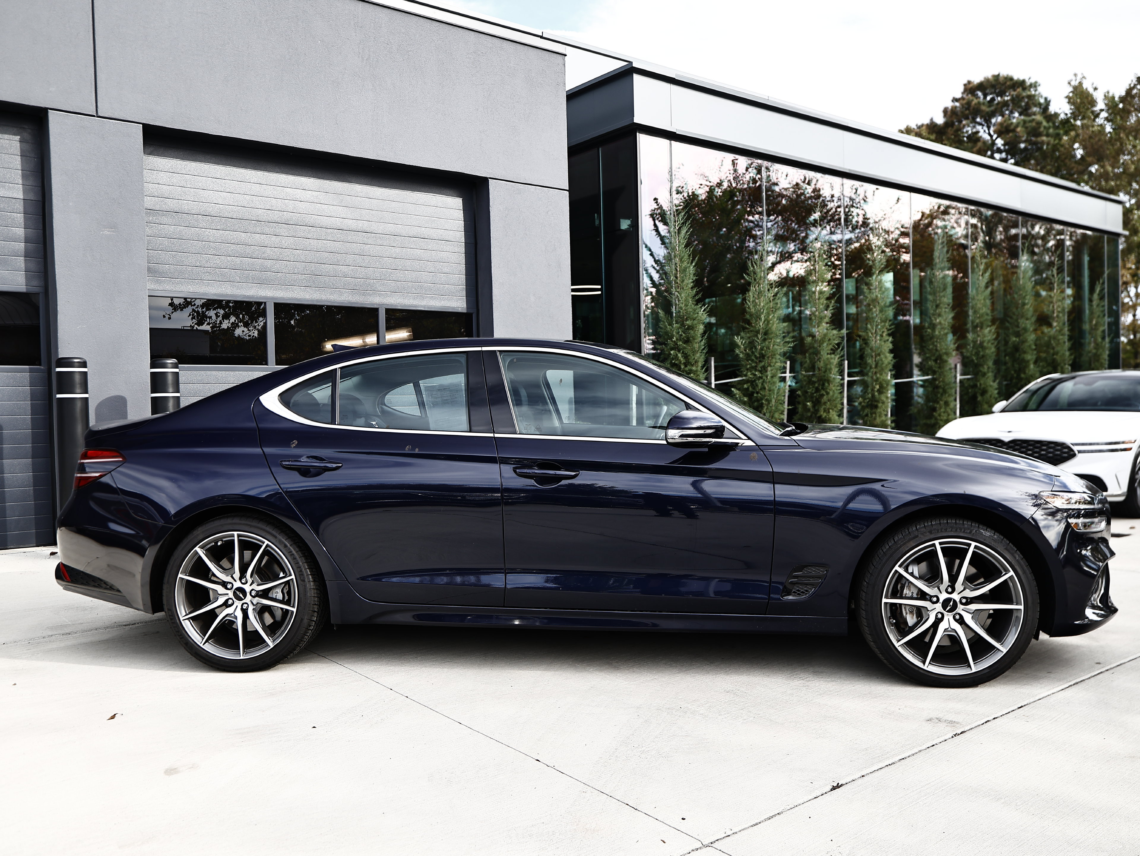 Used 2026 Genesis G70 2.5T AWD/4WD image 4