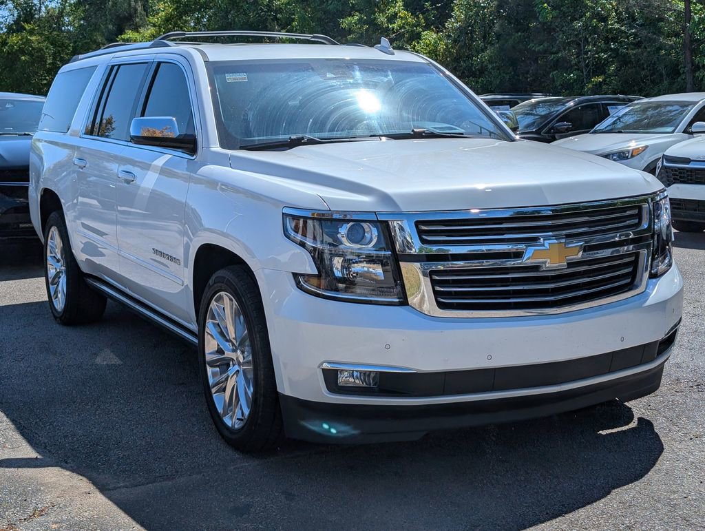 Used 2019 Chevrolet Suburban Premier w/ Premier Plus Edition AWD/4WD image 2