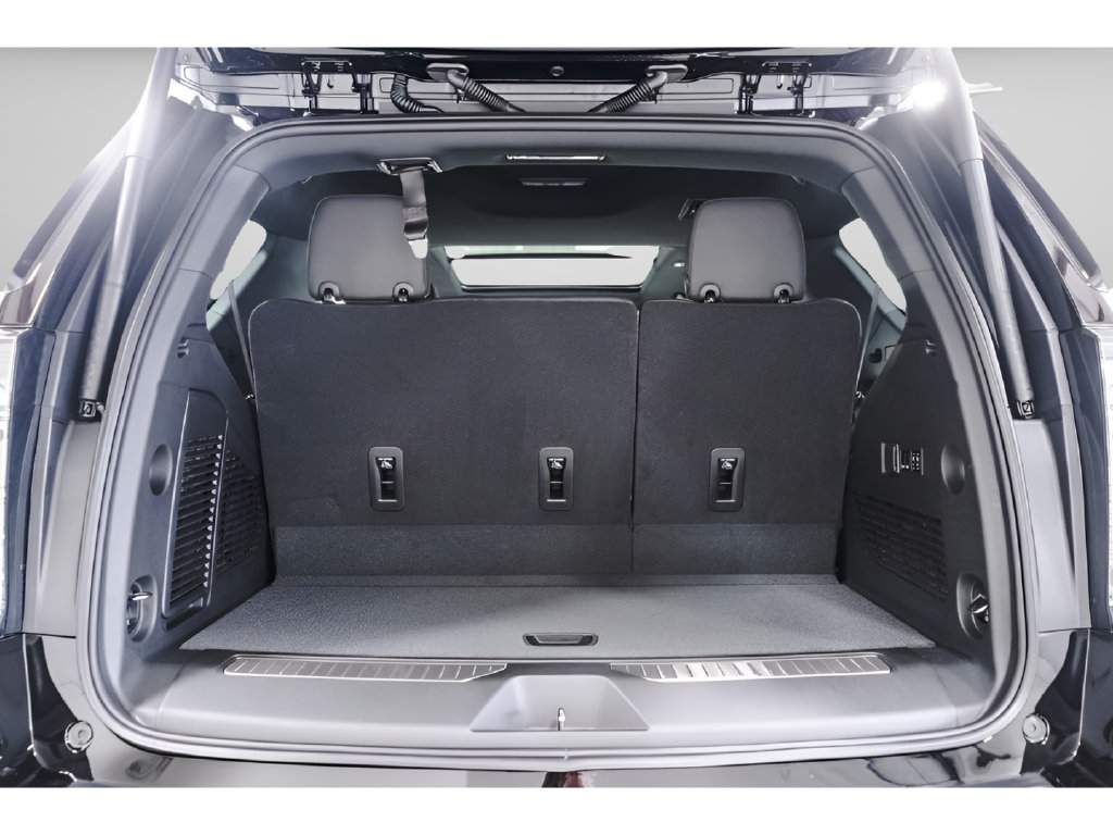 New 2026 Chevrolet Tahoe Premier w/ Sun And Tow Package AWD/4WD image 36
