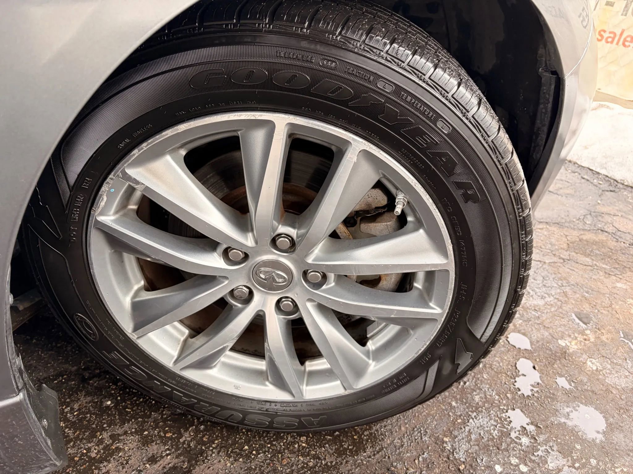 Used 2015 INFINITI Q50 Premium w/ Navigation Package image 90