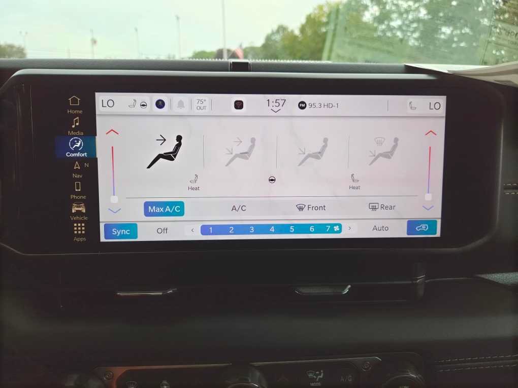 New 2027 Jeep Wrangler Unlimited Sahara AWD/4WD image 29