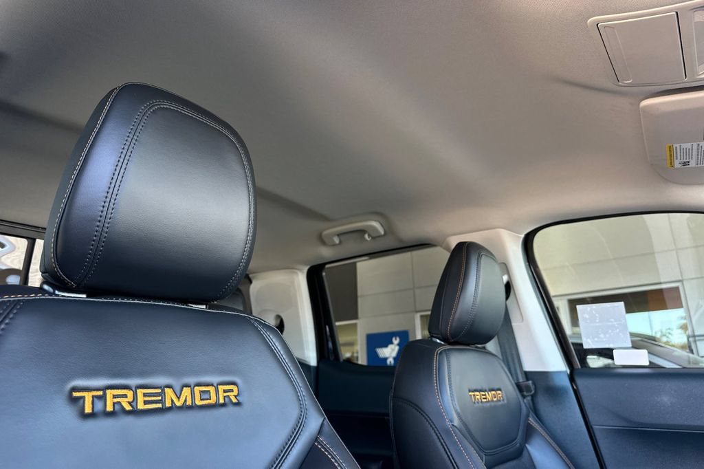 Certified 2025 Ford Maverick Tremor AWD/4WD image 19