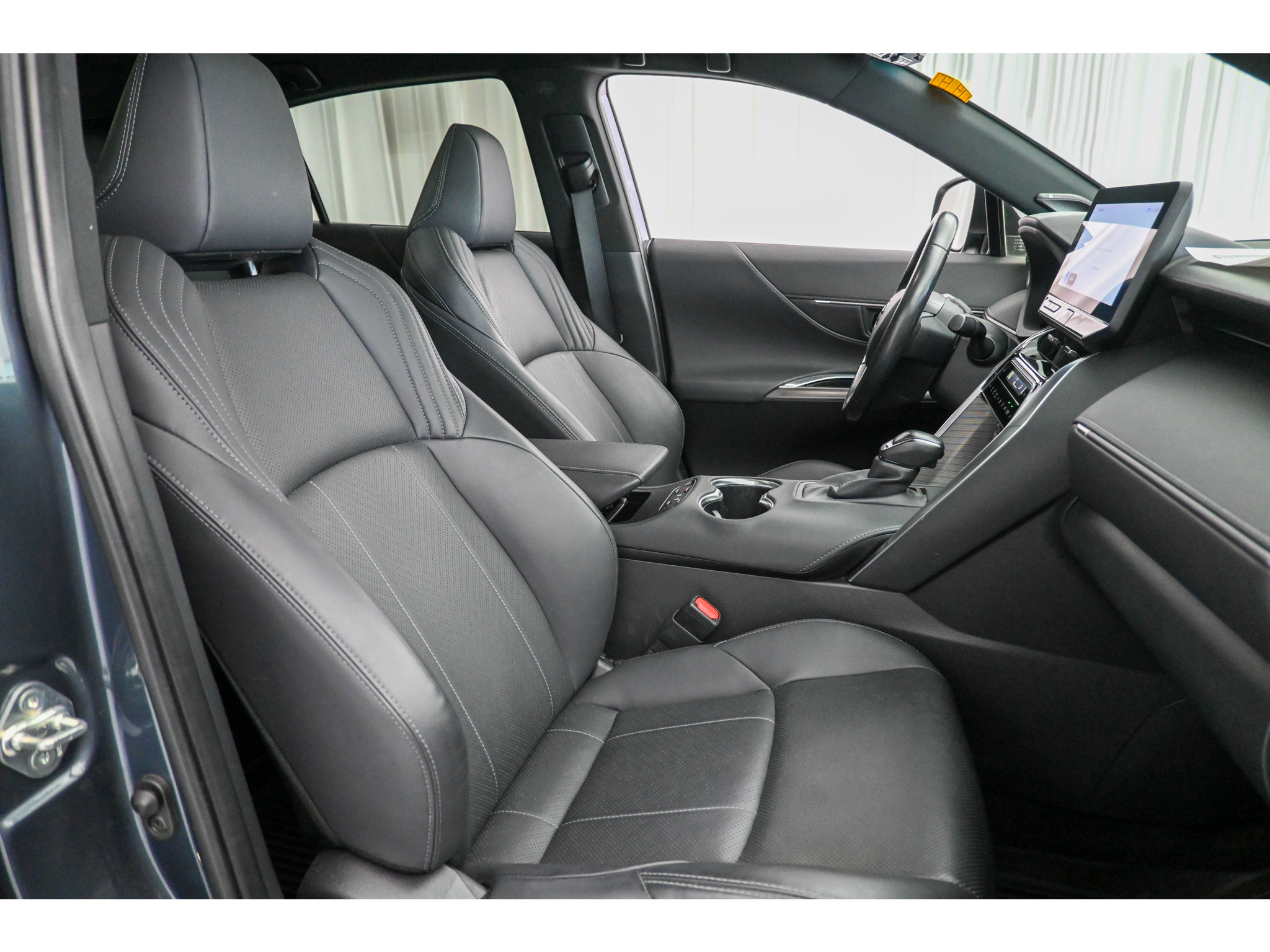 Used 2023 Toyota Venza Limited AWD/4WD image 19