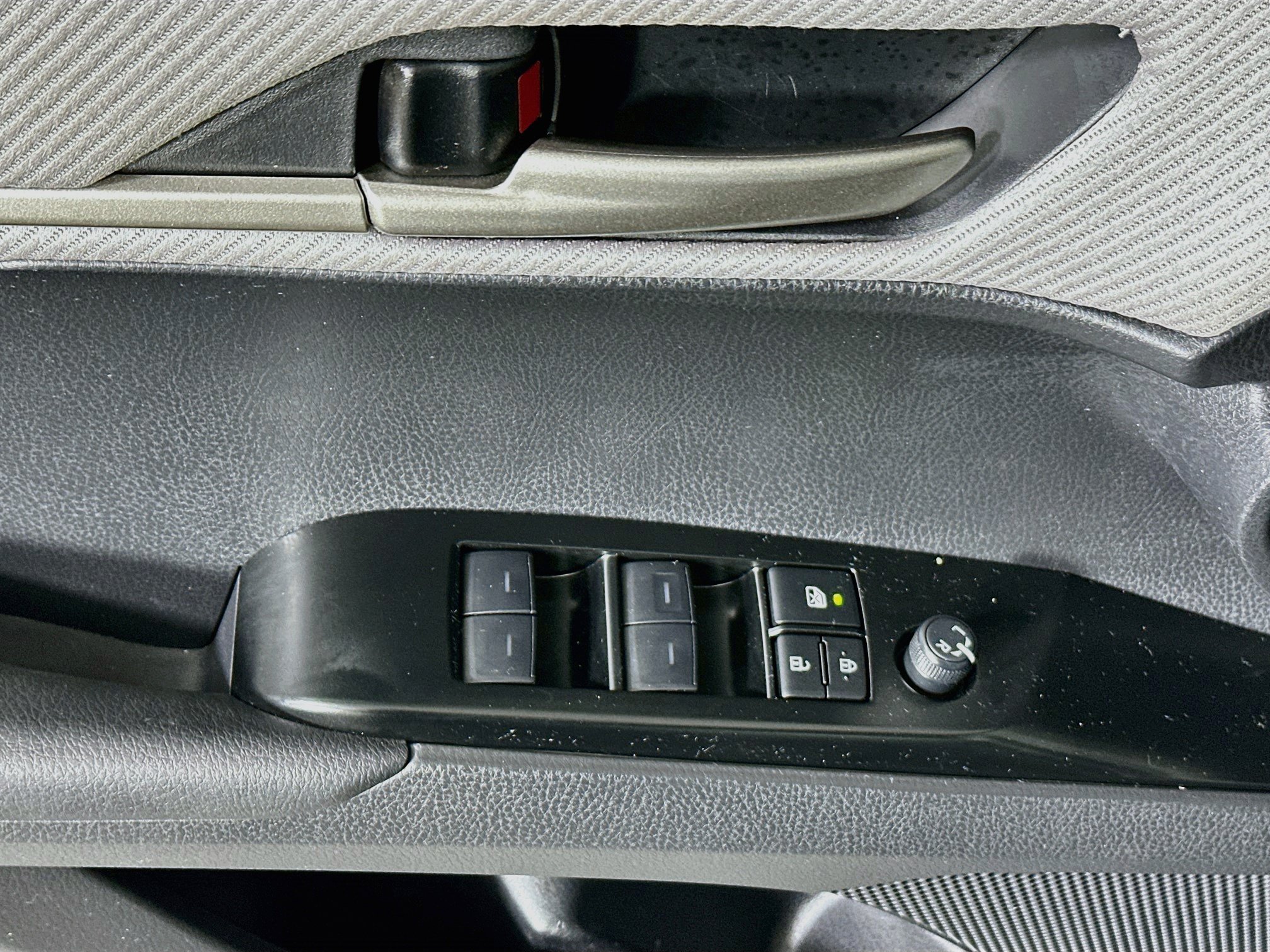 Certified 2026 Toyota Camry SE FWD image 14