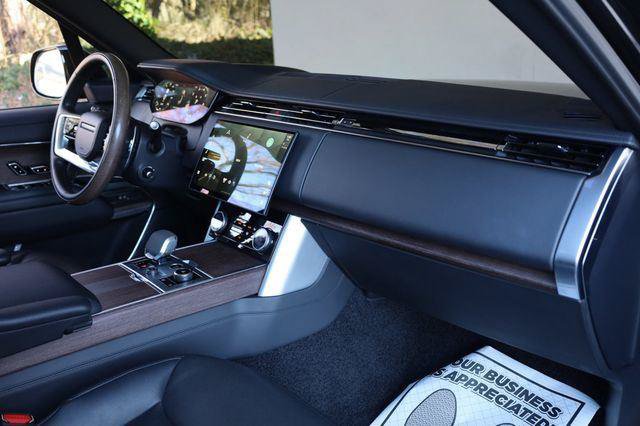 Used 2023 Land Rover Range Rover Autobiography AWD/4WD image 26