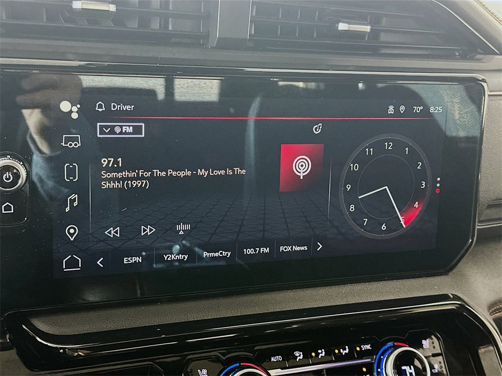 Used 2024 GMC Sierra 3500 AT4 w/ AT4 Premium Plus Package image 17