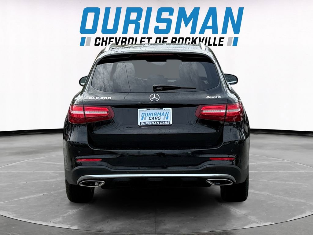 Used 2017 Mercedes-Benz GLC 300 4MATIC image 5