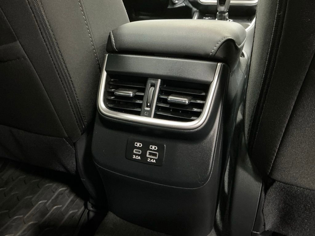 Used 2024 Subaru Outback Premium image 26