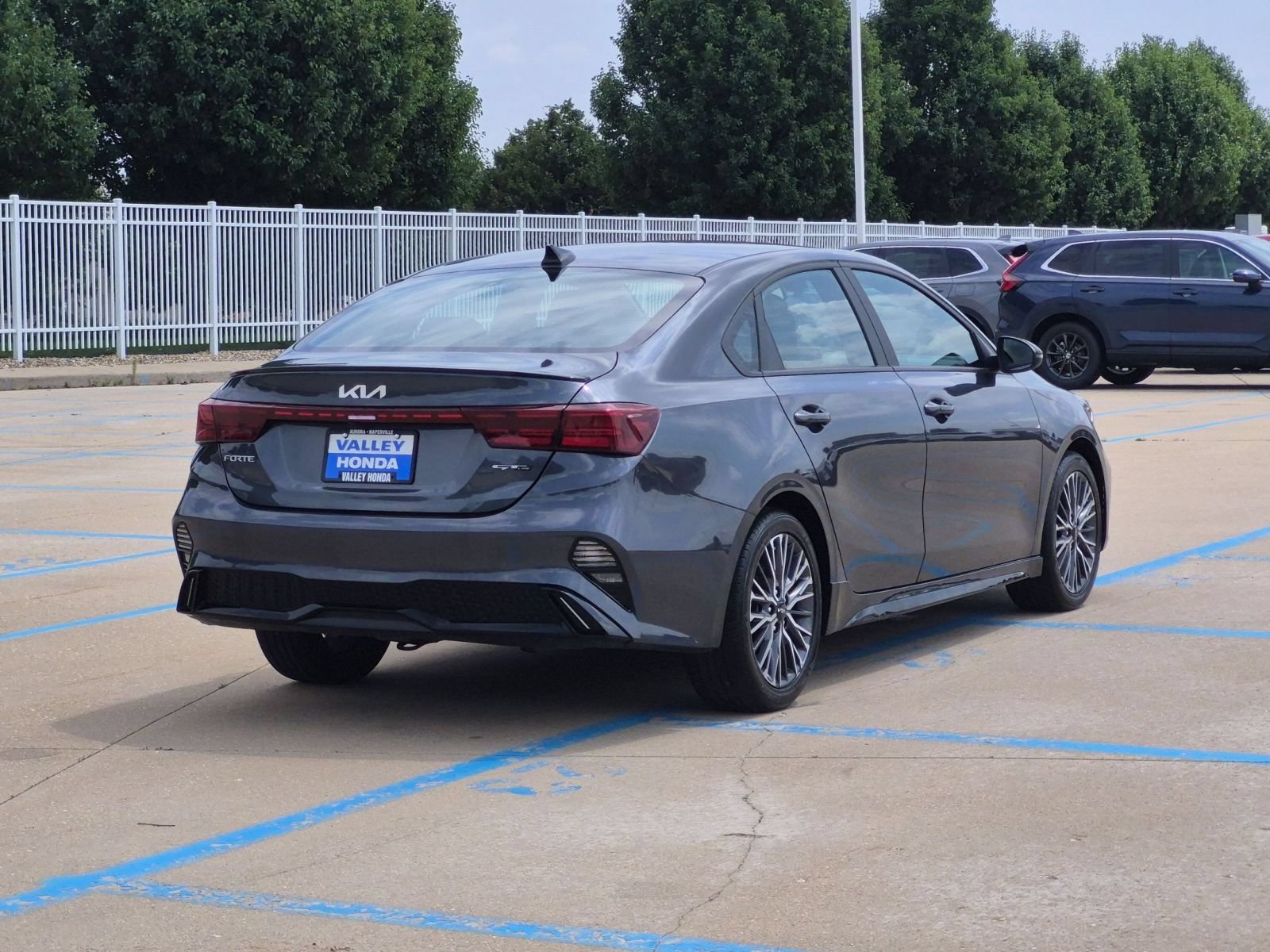 Used 2023 Kia Forte GT-Line w/ GT-Line Premium Package FWD image 6
