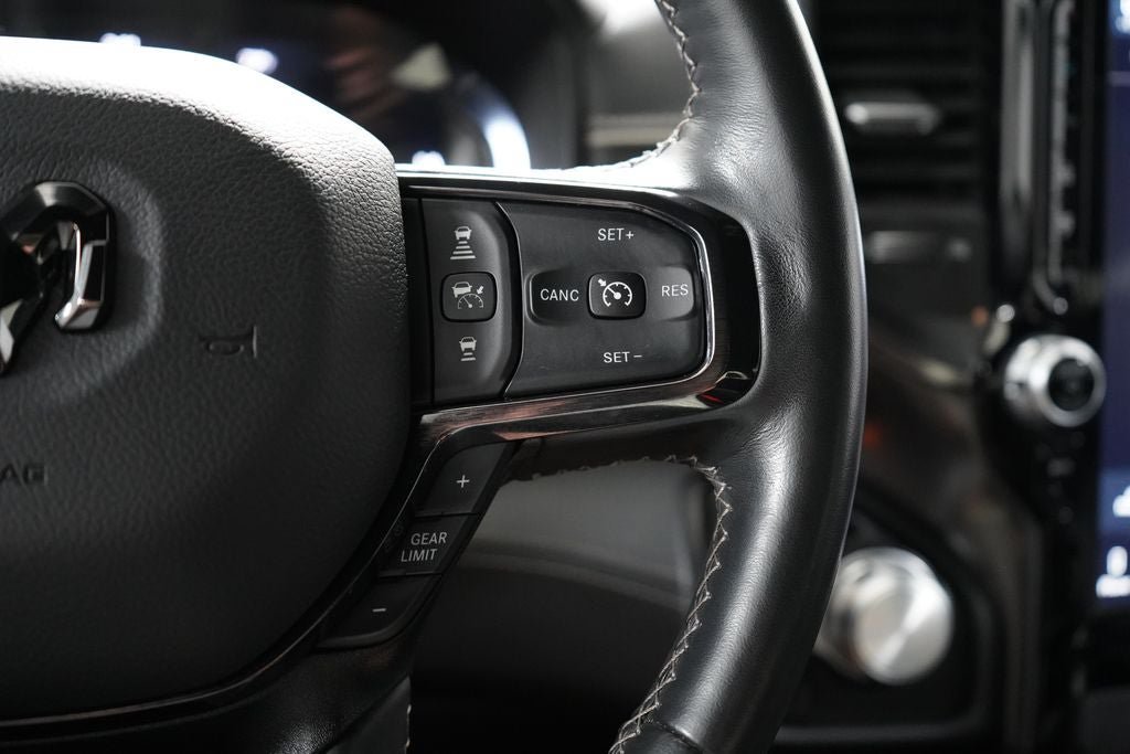 Used 2023 RAM 1500 Limited AWD/4WD image 16