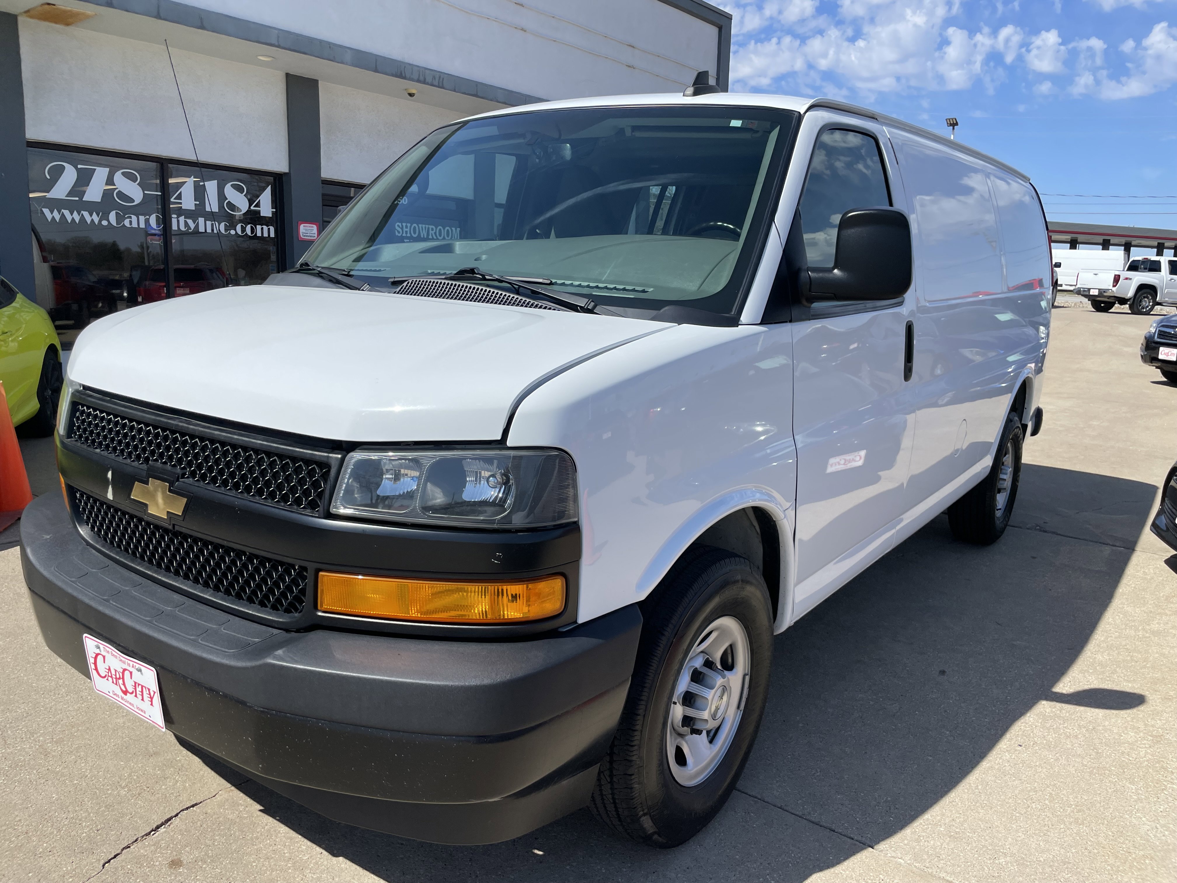 Used 2021 Chevrolet Express 2500 w/ Driver Convenience Package image 1