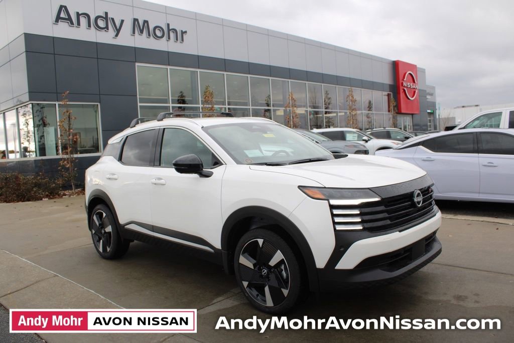 New 2026 Nissan Kicks SR w/ Cold Weather Package