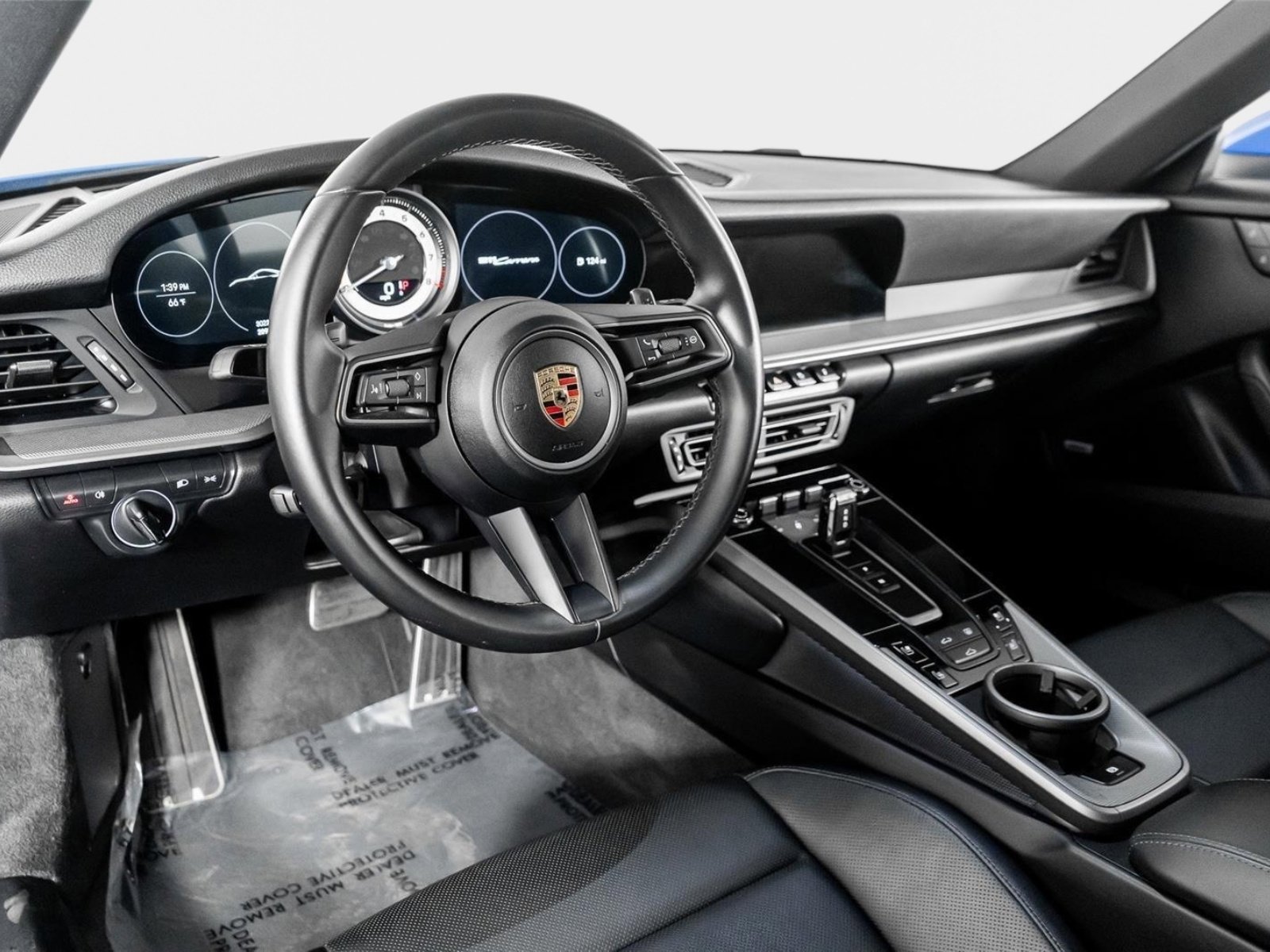 Used 2022 Porsche 911 Carrera RWD image 2