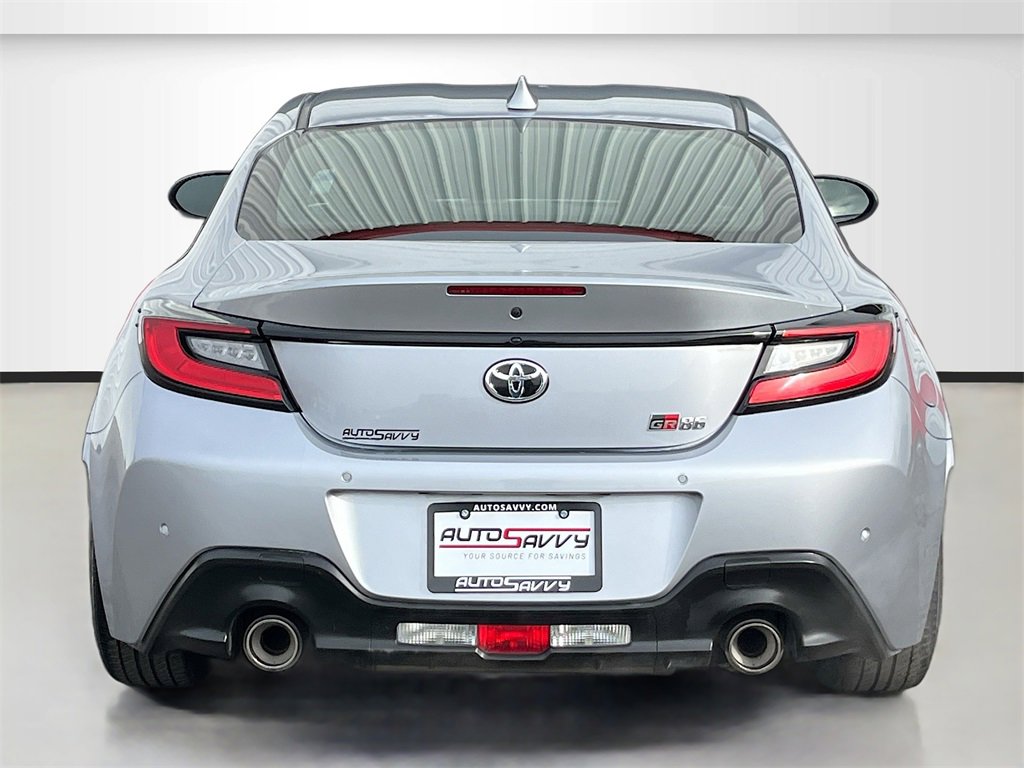 Used 2023 Toyota GR86 image 6