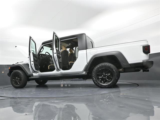 Used 2020 Jeep Gladiator Sport w/ Quick Order Package 24S image 45