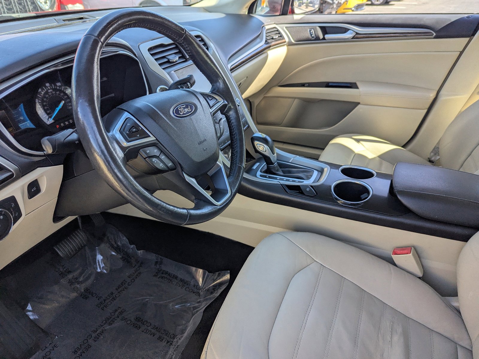 Used 2014 Ford Fusion SE w/ Equipment Group 202A image 15