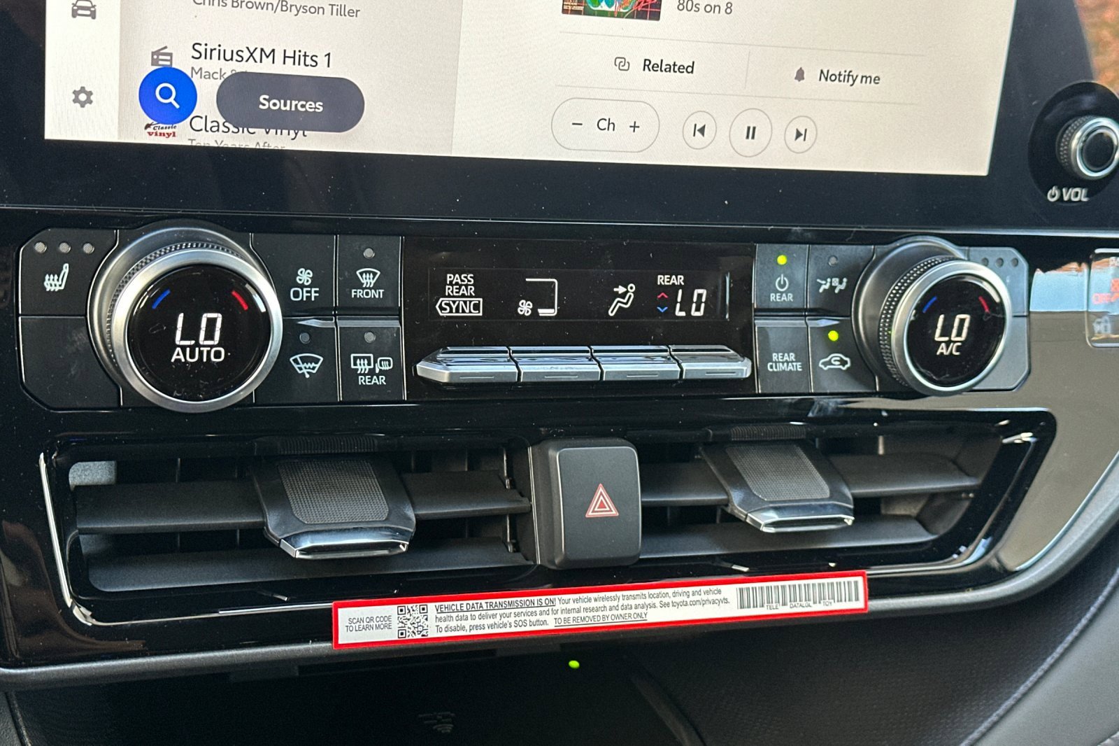 New 2026 Toyota Highlander XLE image 24