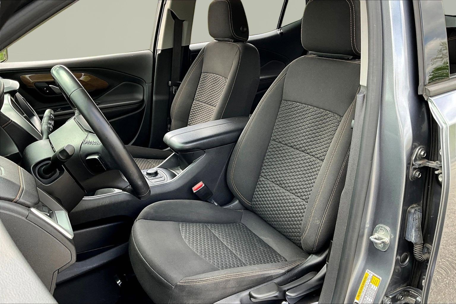 Used 2020 GMC Terrain SLE image 20